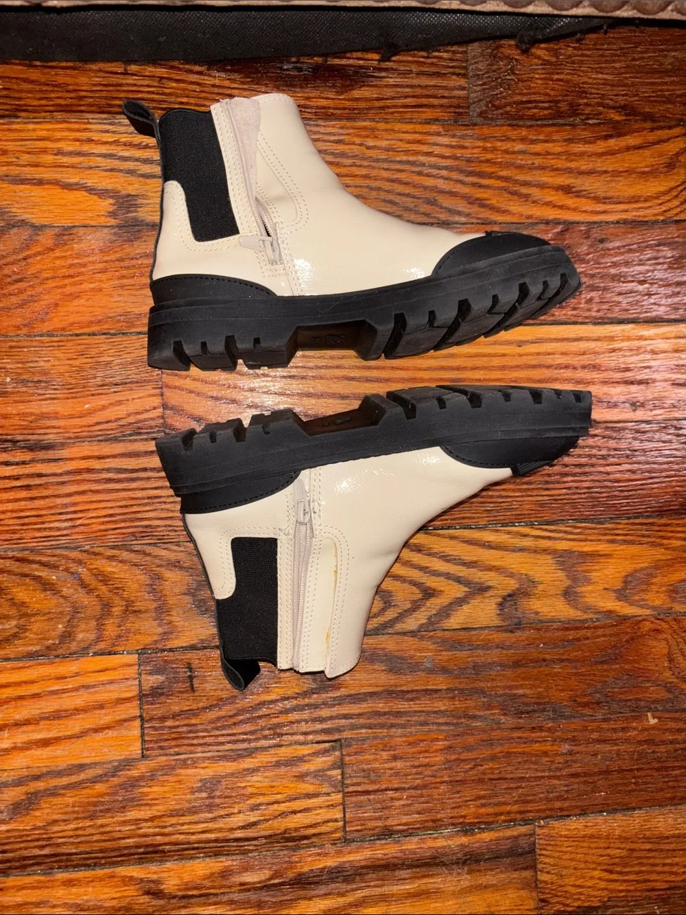 Zara Beige and Black Kids Boots